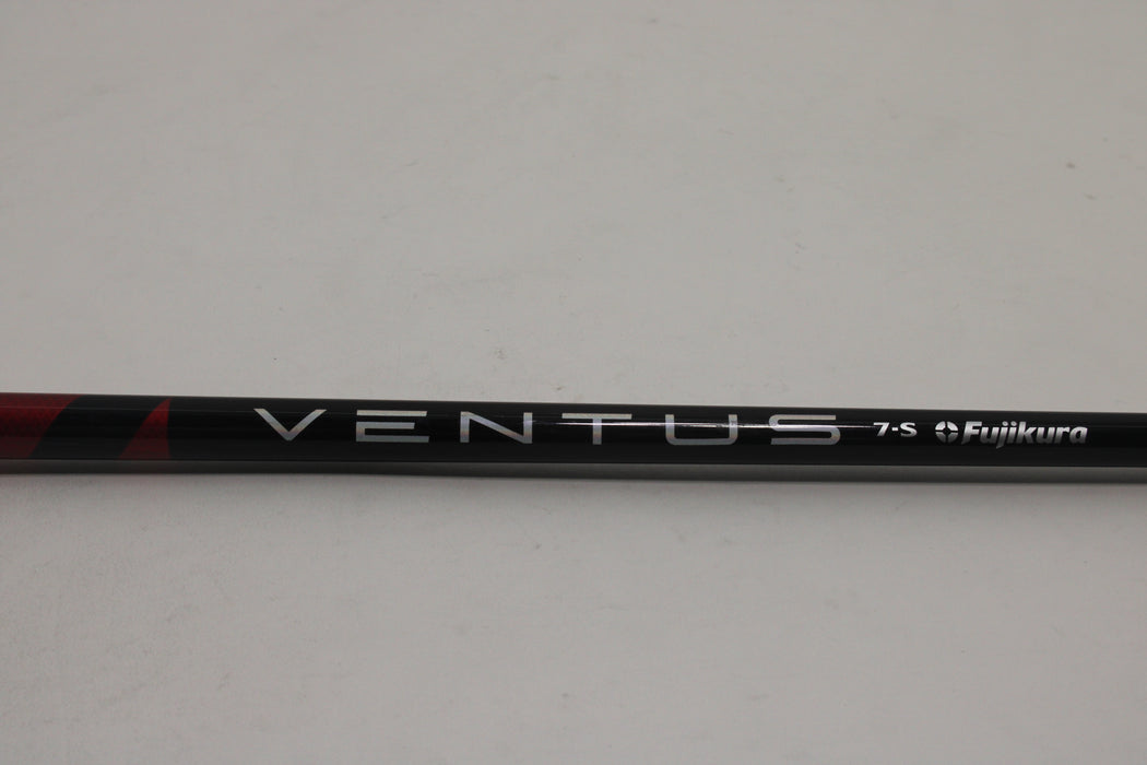 TaylorMade 3H/19 Fujikura  Ventus Red 7/S Shaft only Pre-Owned