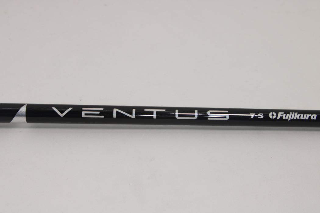 Sim 2 Max 5 Wood with Ventus Black Velcore 7/S Pre-Owned