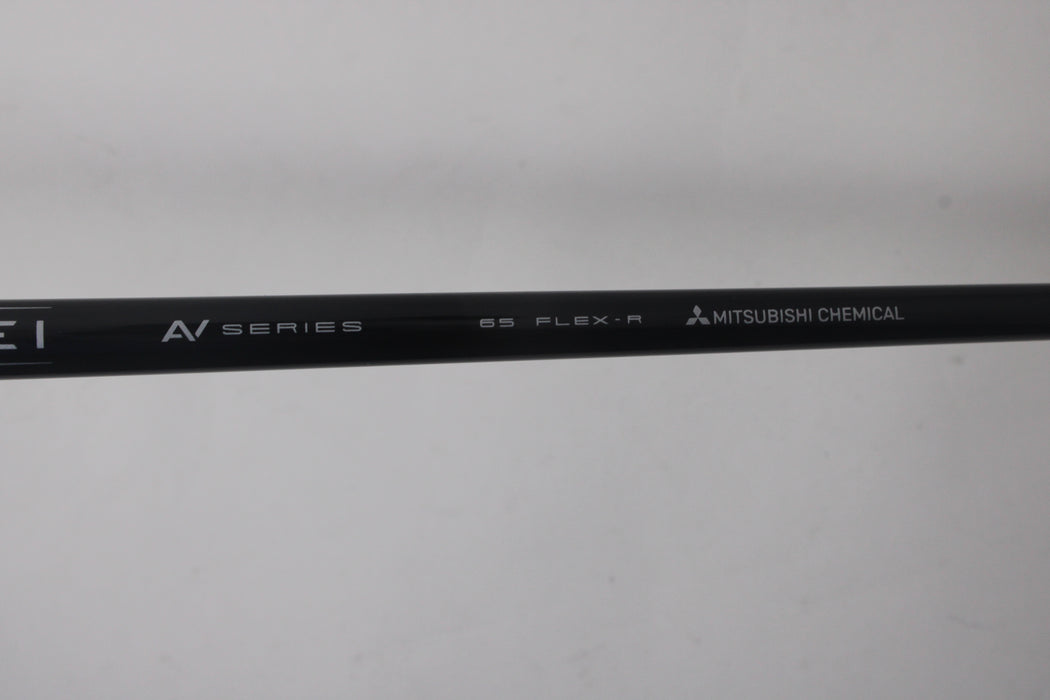 Callaway Quantum Max Custon Hybrid (RH) 24 Deg blue Tensei 65-R Pre-Owned