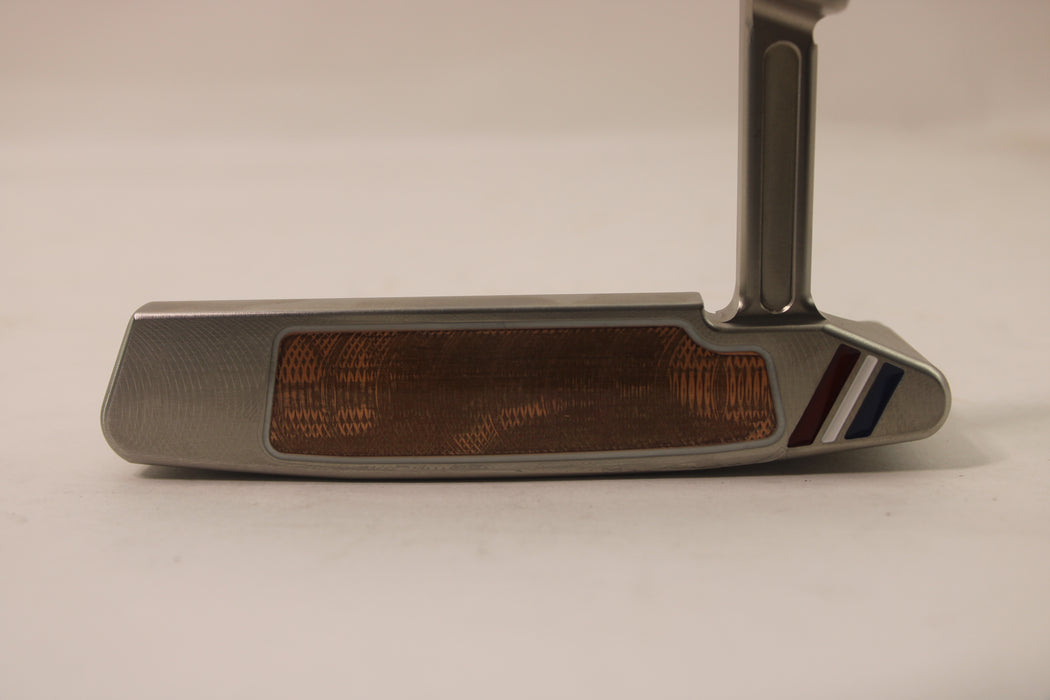 Titleist Scotty Cameron Champions Choice Newport Plus 35 pre-owned