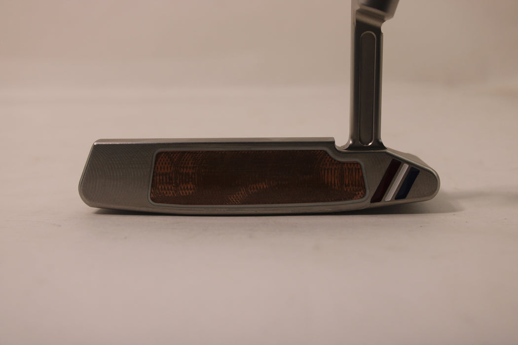 Titleist Scotty Cameron Champions Choice Newport Plus 35 pre-owned