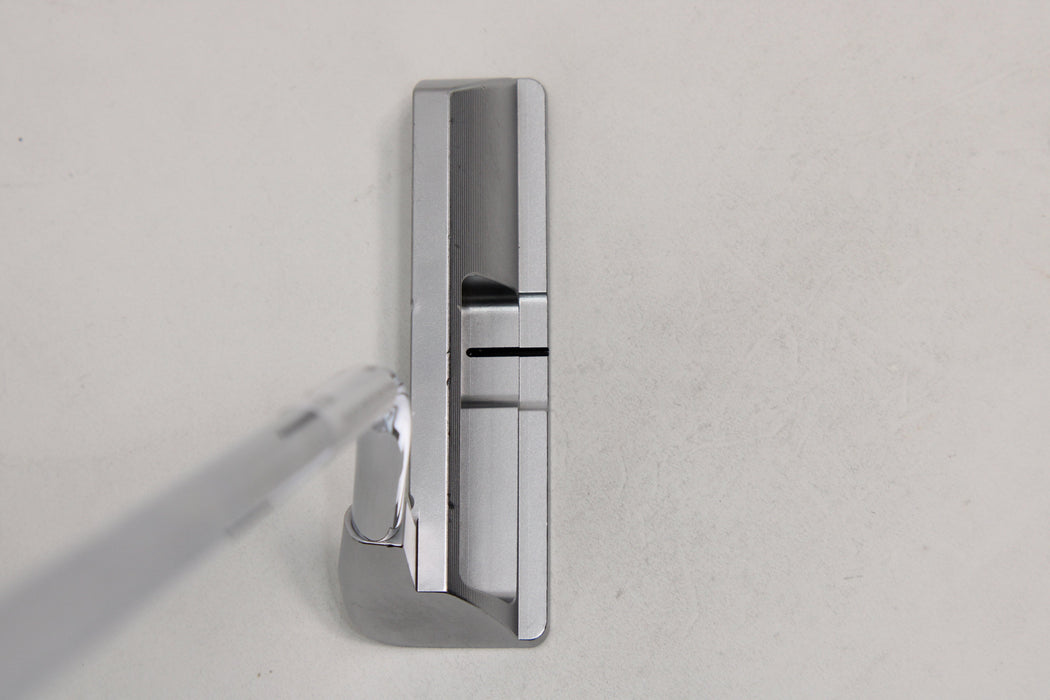 AXIS1 Tour Putter RH 34.5 inches  Pre-Owned