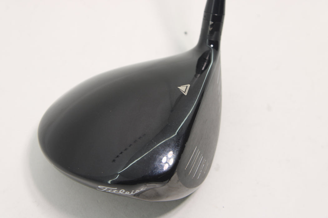 Titleist 915 D3 Driver RH 9.5 GR R  Pre-Owned