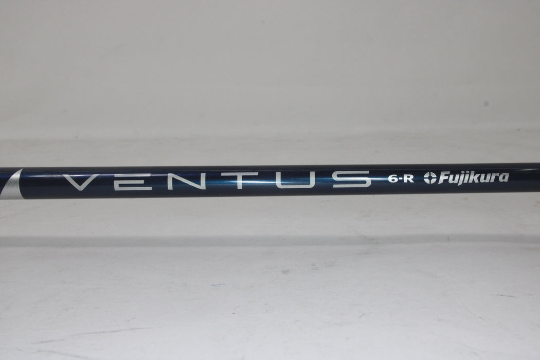 TaylorMade SIM2 Max Rescue RH #3 Ventus Blue 6 Reg Pre-owned