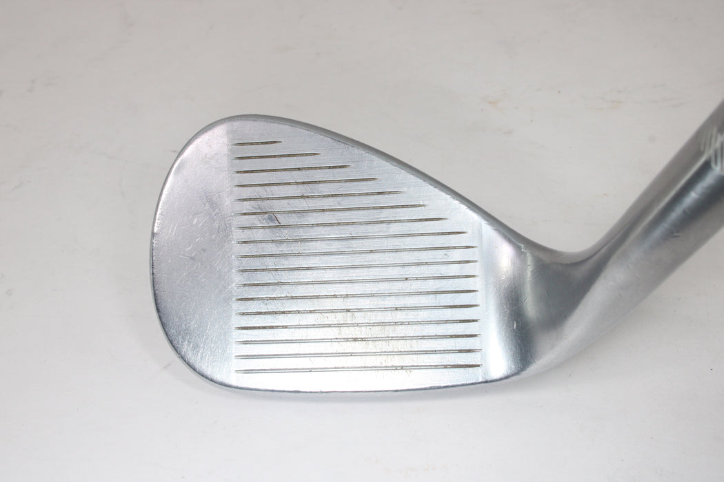 Titleist Vokey SM10 Chrome Wedge RH 54-10S Dynamic Gold Tour Issue S400 Pre-owned