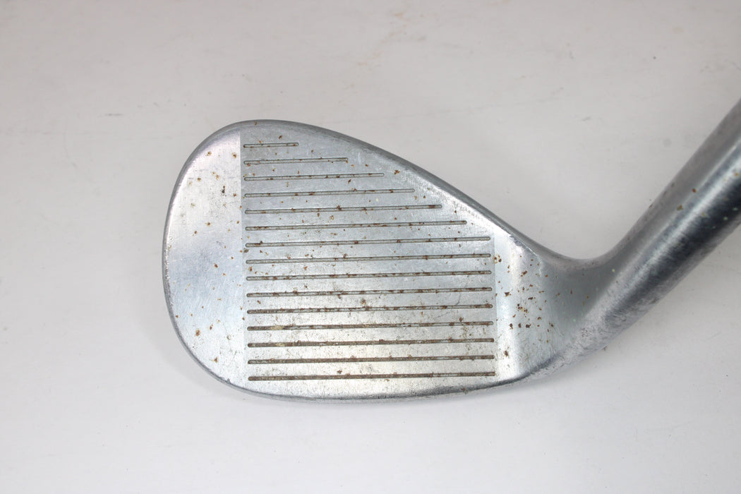 Cleveland CG10 Chrome Wedge RH 48 Dynamic Gold Wedge Pre-owned