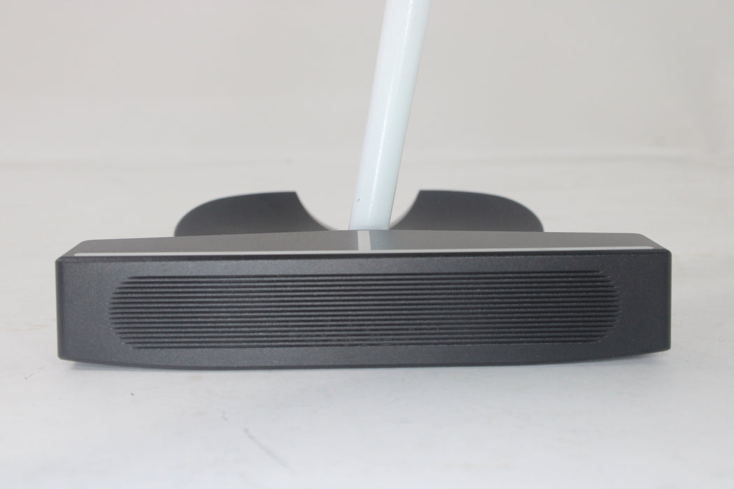 L.A.B. Golf DF2.1 Sweeper Putter RH 48 inch Pre-owned