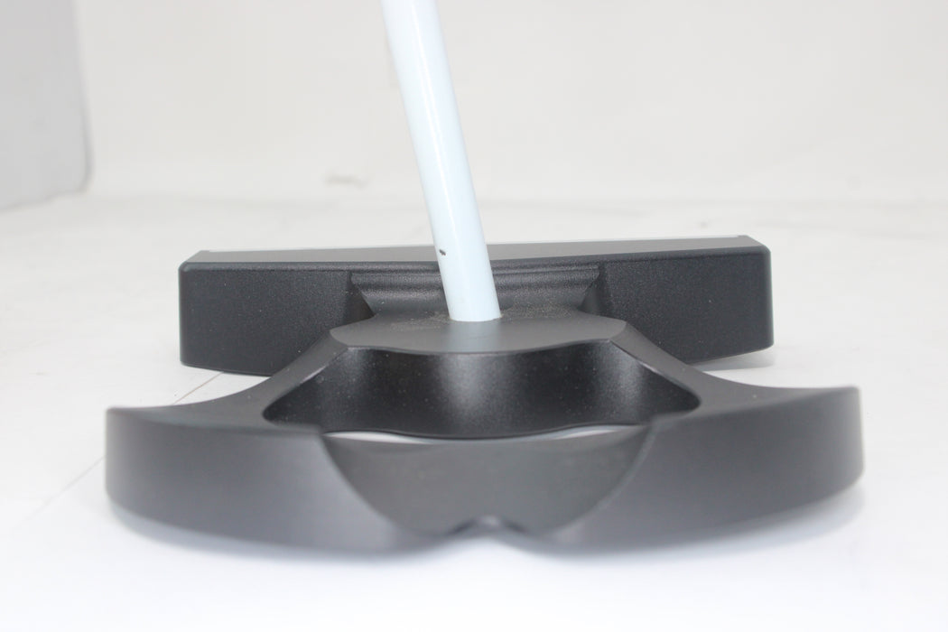 L.A.B. Golf DF2.1 Sweeper Putter RH 48 inch Pre-owned