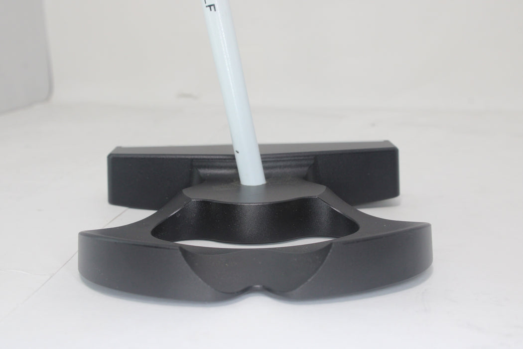 L.A.B. Golf DF2.1 Sweeper Putter RH 48 inch Pre-owned