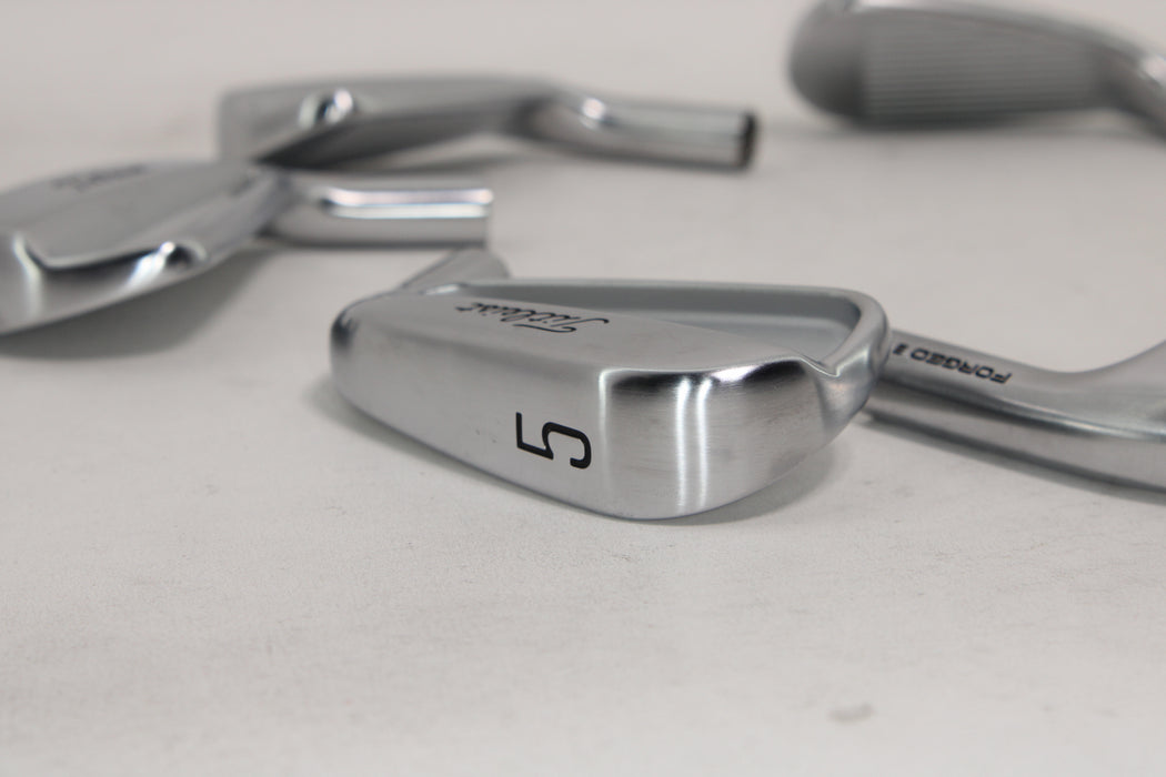 Titleist T150 Irons (RH) 4-PW Head Only Pre-owned