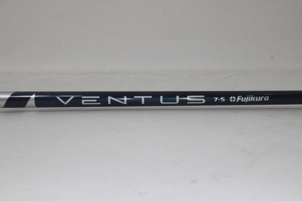 TaylorMade SIM MAX Irons (RH)4-PW,AW Ventus Blue7/S Pre-owned