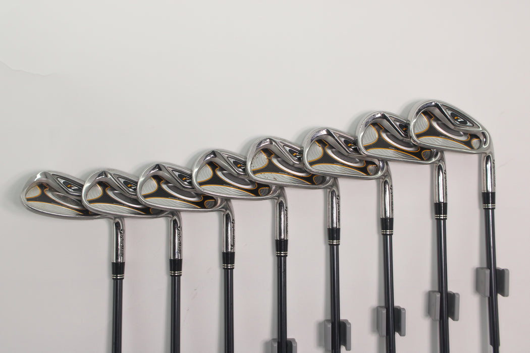 Taylormade R7 Irons (RH) 4-PW,SW Graphite/Reg Pre-owned