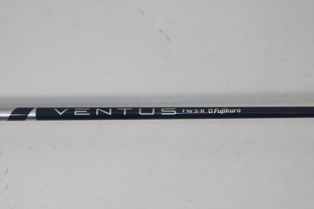 TaylorMade SIM2 Max Fairway Wood RH 3W/15 Ventus Blue 5 R Pre-owned