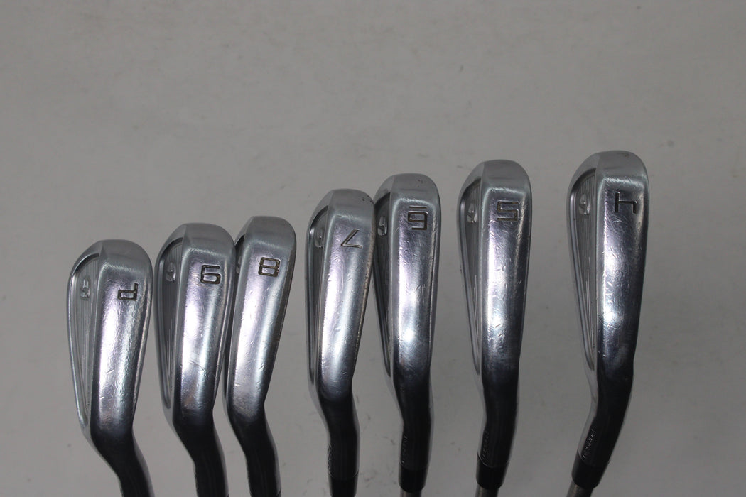 TaylorMade P7MC Iron RH 4-9P steelfiber i110 cw S Pre-owned