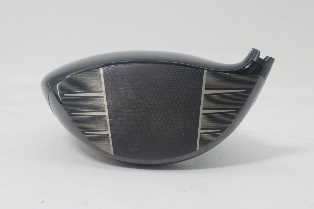 Titleist GT2 Driver (RH) 9.0Deg Head only pre-owned