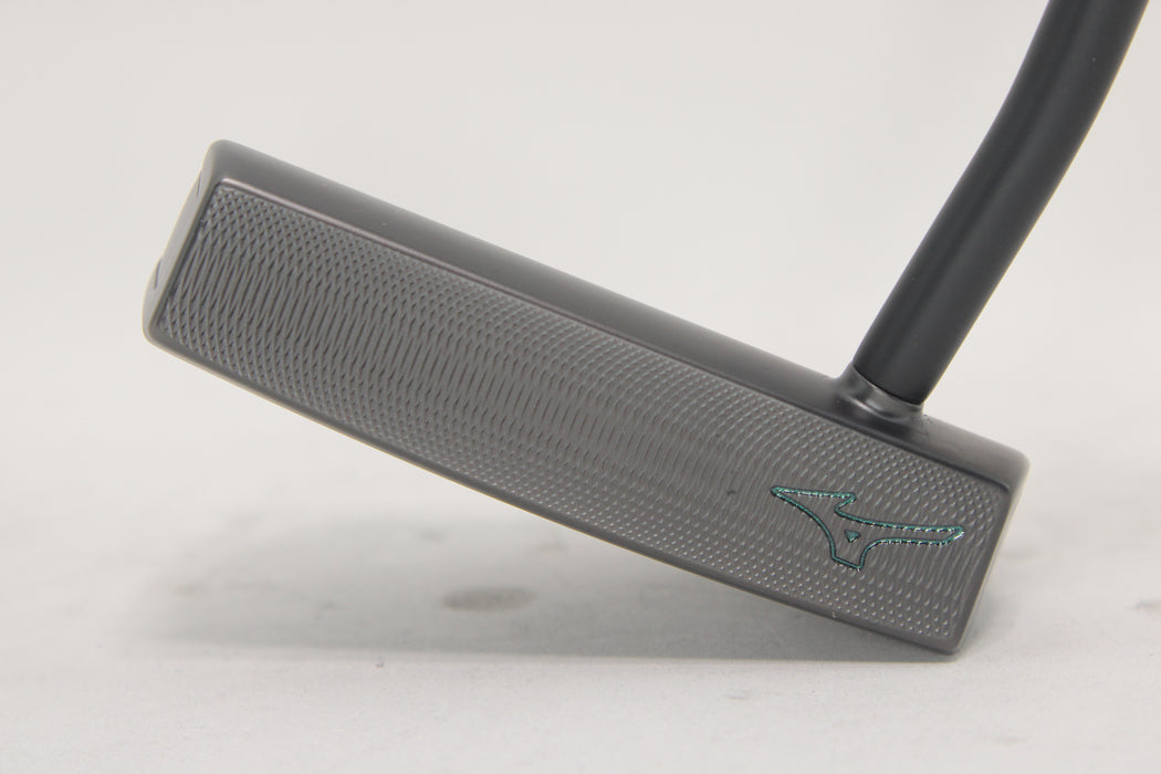 Mizuno M.Craft X B4 Putter (RH) 35inch (Like new)