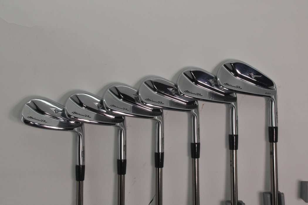 Mizuno Pro 221 Iron Set (RH) 5-PW UST Recoil660/F3 R Pre-owned