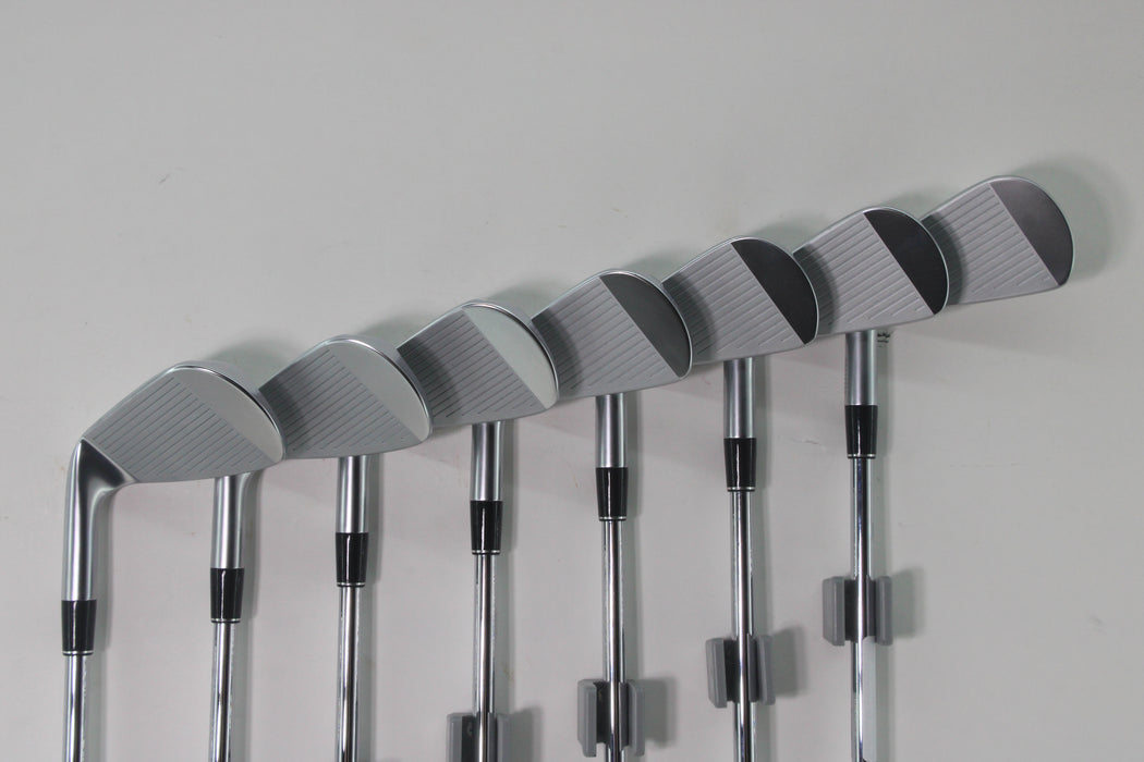 Srixon ZXi7 Irons RH/4-9P / N.S.PRO Modus3 Tour 105 steel / S Pre-owned