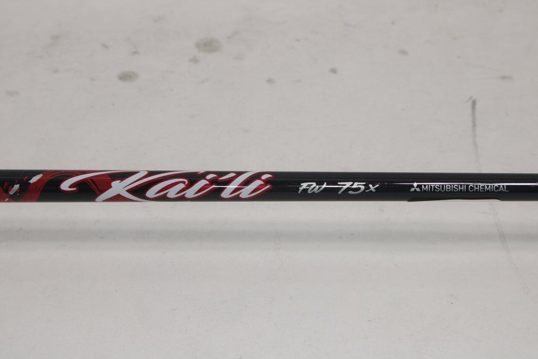 TaylorMade SIM MAX Fairway RH 15 deg Kai'li Red 75 X Pre-Owned