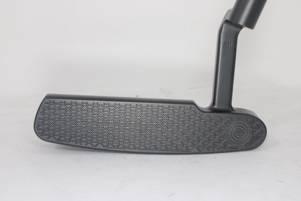 Odyssey Toulon Austin Putter RH 35 inch Pre-owned