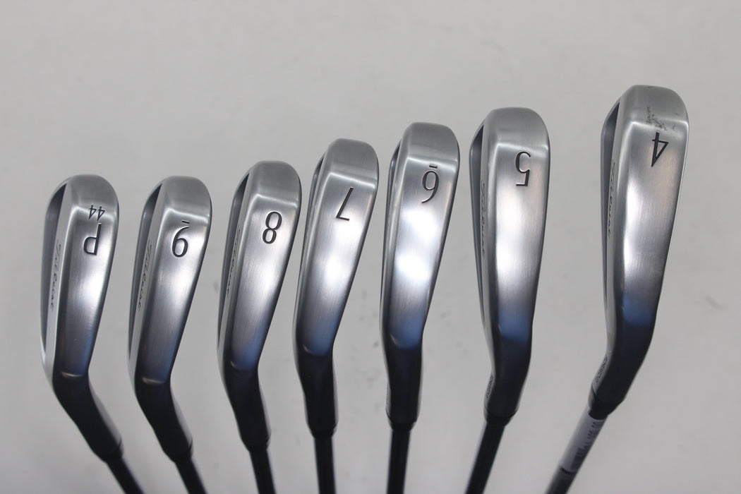 Titleist T150 Gen 4 Irons RH 4-9P AMT Silver steel Stiff Pre-owned