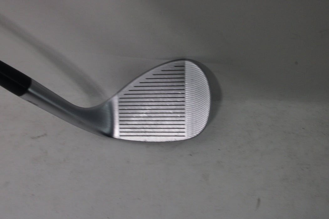 Cleveland Zipcore RTX 6 Satin 56/10 (LH) DG Spinner Wedge Flex Pre-Owned