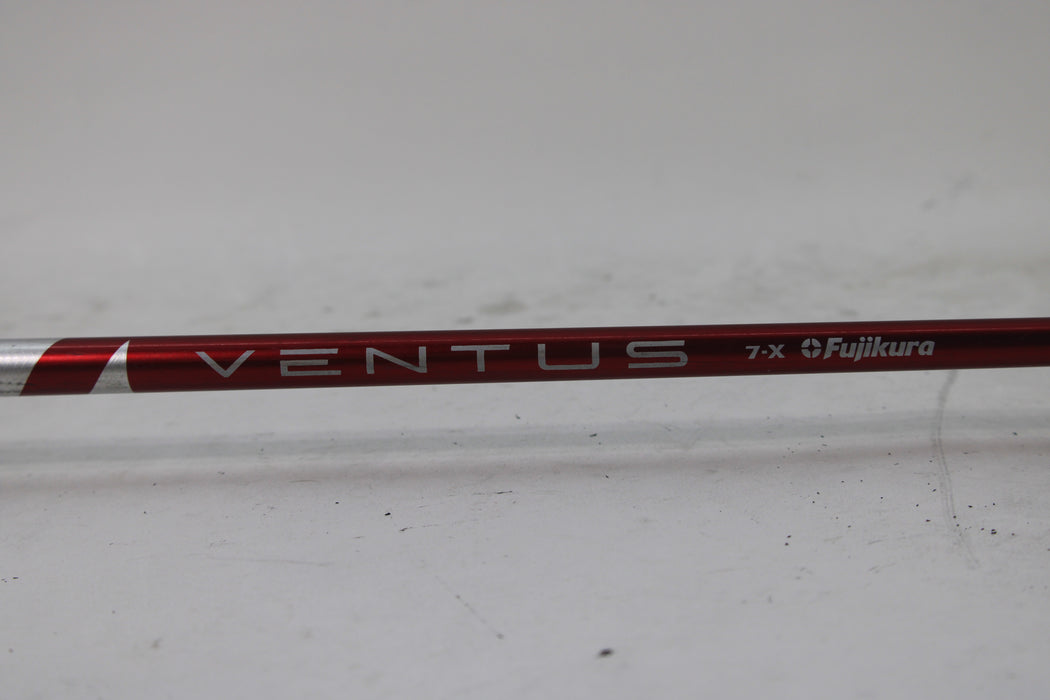 TaylorMade SIM Max Fairway RH #5 Ventus Red 7 X Pre-Owned