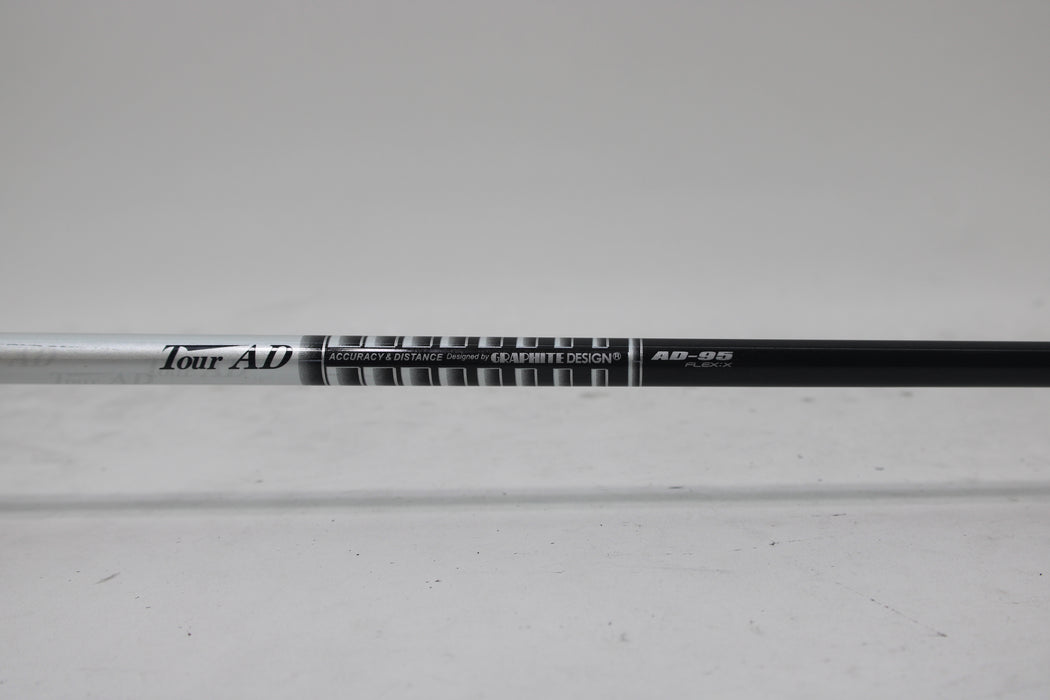 Titleist TMB iron RH #3 Tour AD 95 X Pre-Owned