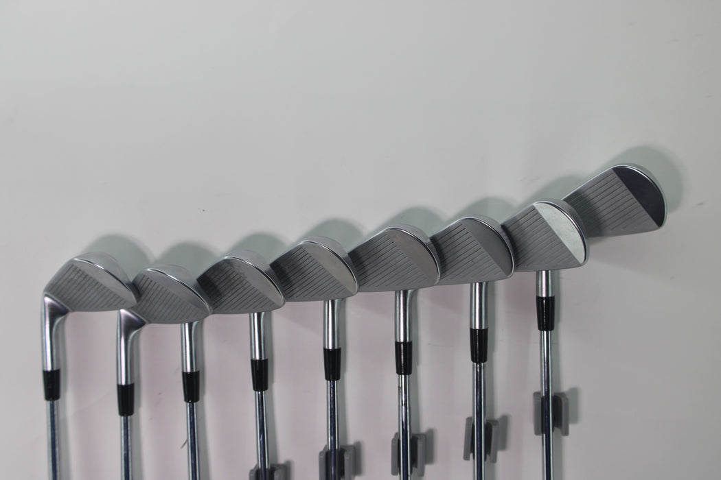 Srixon ZX5 MKII Irons (RH) 4-9P,A DynamicGold 120/R300 pre-owned