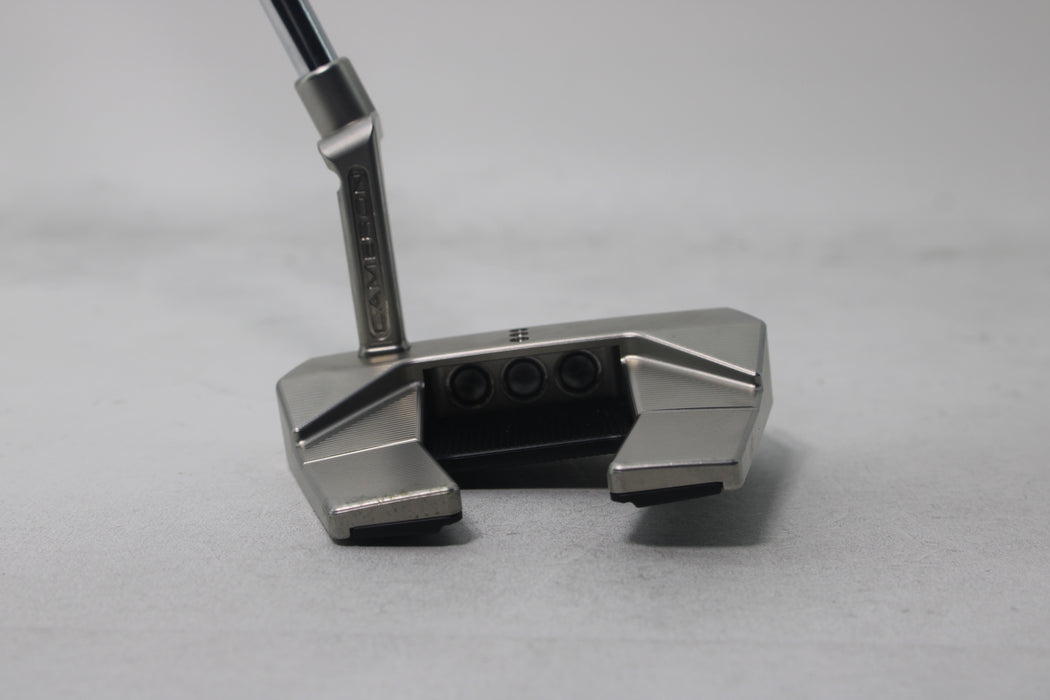 Titleist Scotty Cameron Phantom 5.2 Putter RH 35 inch Pre-Owned