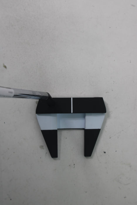 Odyssey White Hot Versa #7 S Putter RH 35 inch Pre-Owned