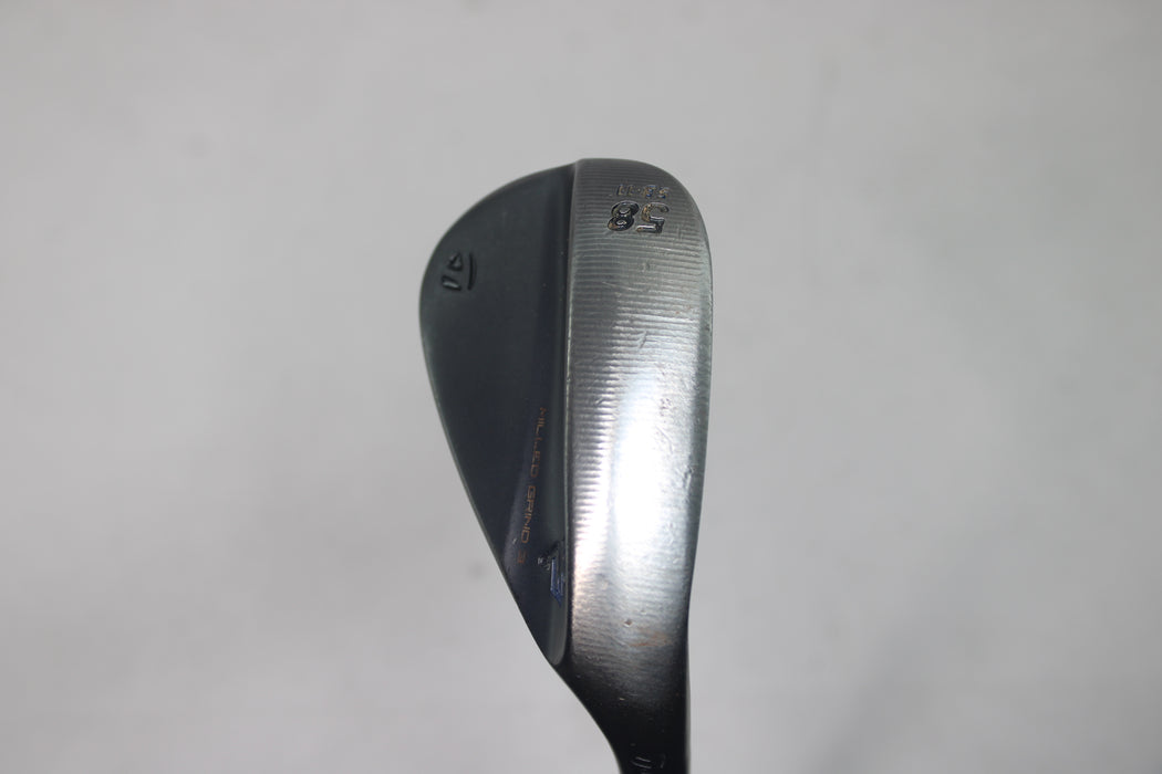 TaylorMade Milled Grind 3 Raw Black Wedge (RH) 54/11 DynamicGold 105/S300 Pre-owned