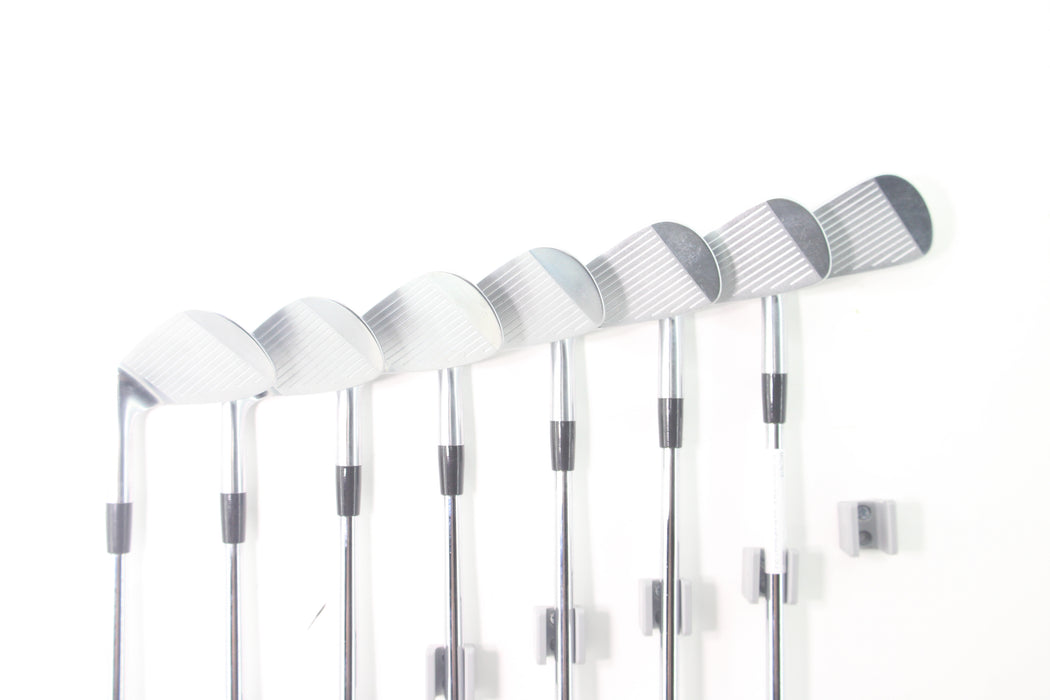 Eon Sports Tour Pride M1 Irons RH 4-9P Modus 3 125 S Pre-owned