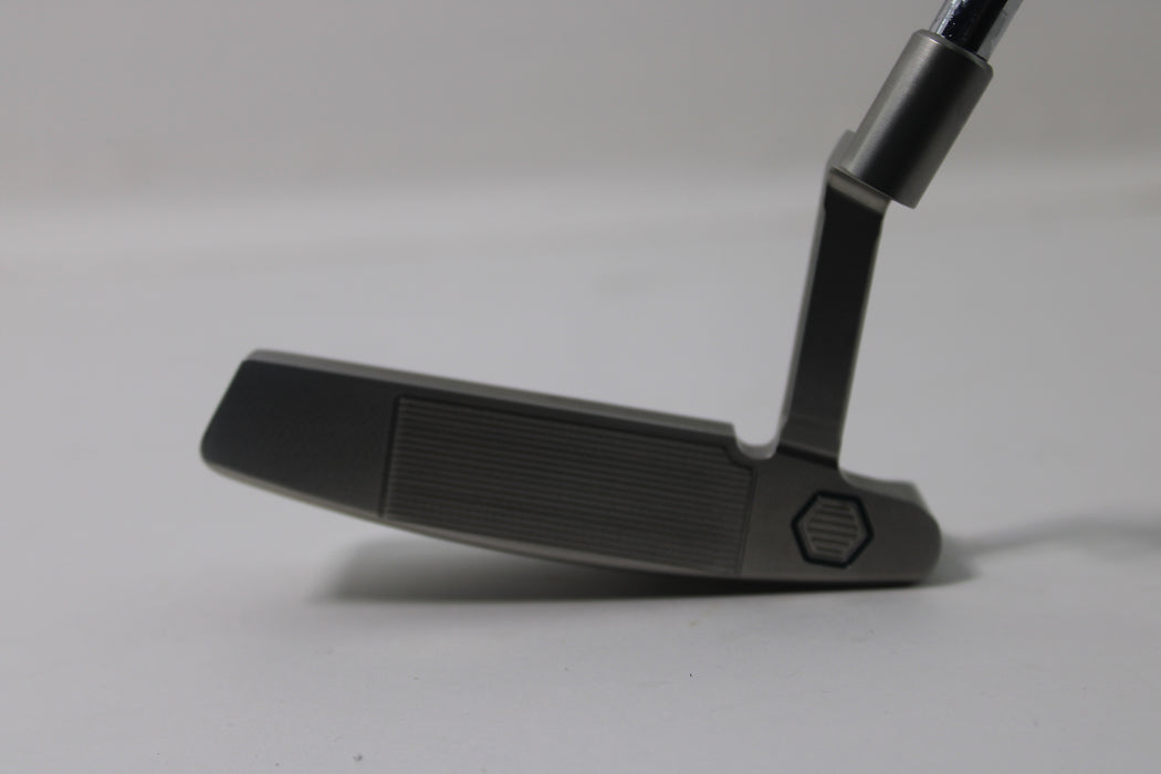 Bettinardi 2023-2024 Studio Stock Series Putters RH 35 inch Pre-owned