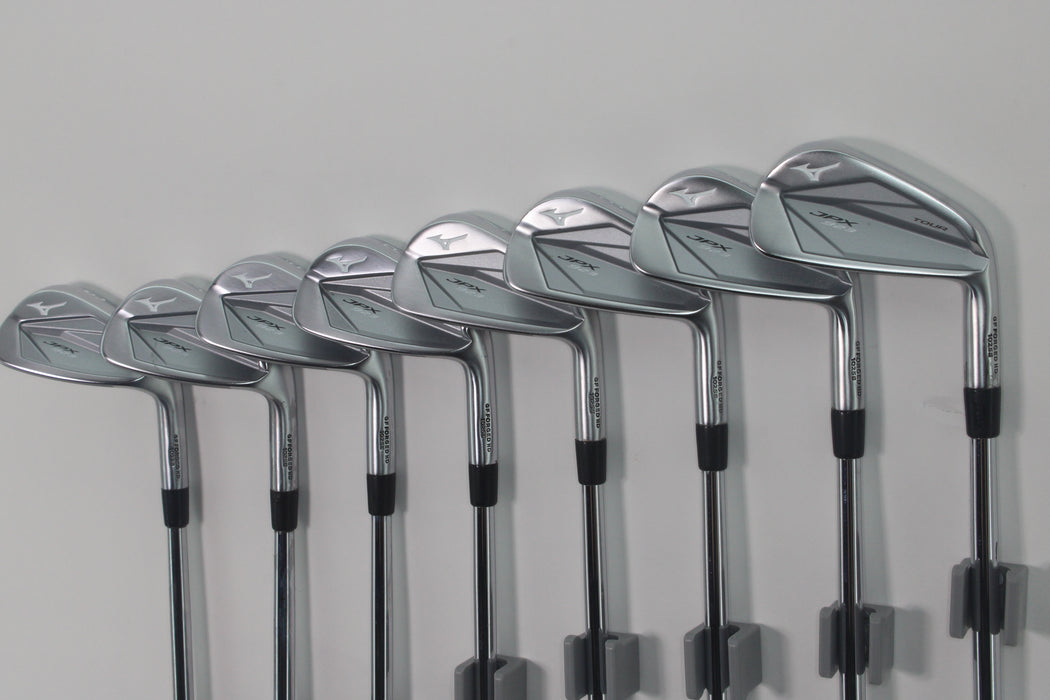 Mizuno JPX923 Tour Irons RH (13) 4-9P.G True Temper Dynamic Gold 120 st S300  Pre-Owned