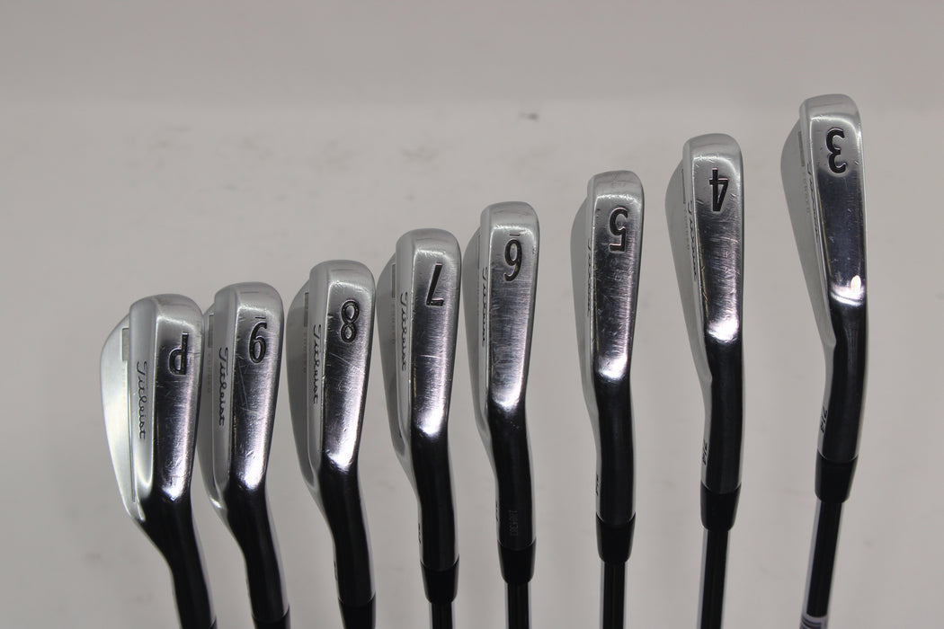 Titleist 714 MB Irons Japanese Version 3-PW Right Handed with Dynamic Gold S200 Shaft Pre-Owned
