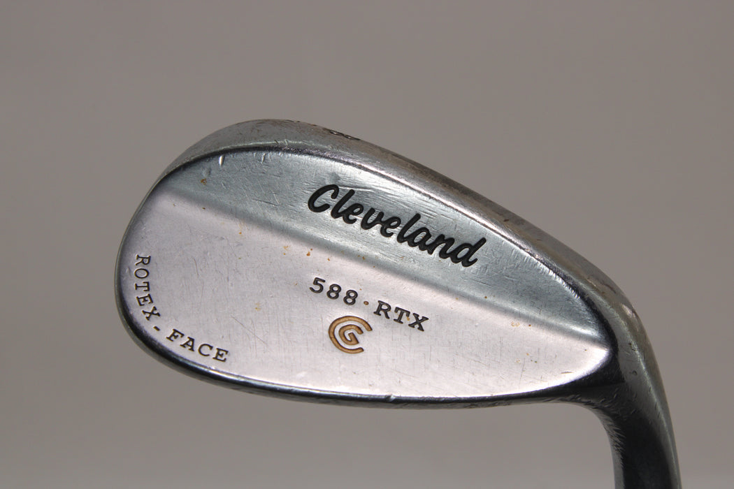 Cleveland 588 RTX 58* 12 Bounce Right Handed with Dynamic Gold Wedge Flex Pre-Owned