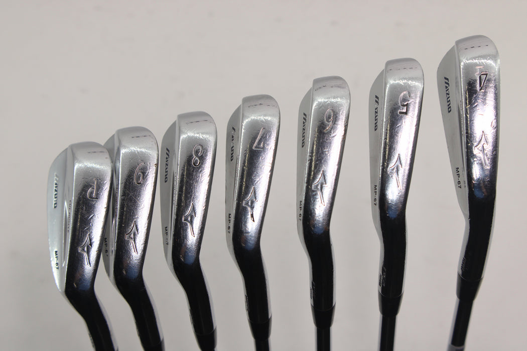Mizuno MP 67 Iron Set 4-PW Right Handed With Dynamic Gold S200 shafts Pre-Owned