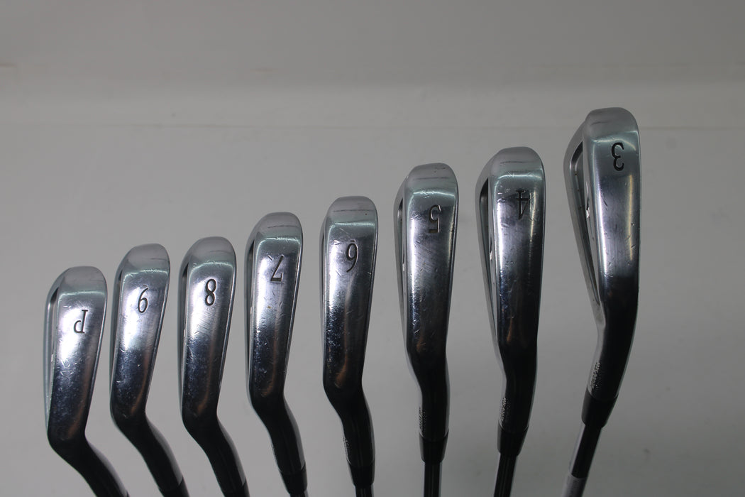 Mizuno MP-25 Irons RH 3-9P PJX 5.5/R Pre-owned