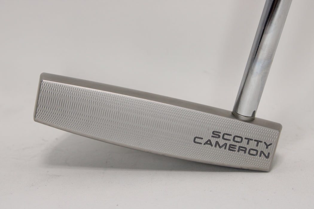 Scotty Cameron Mono Black 6 Putter Right Handed 34 Inches Pre-Owned