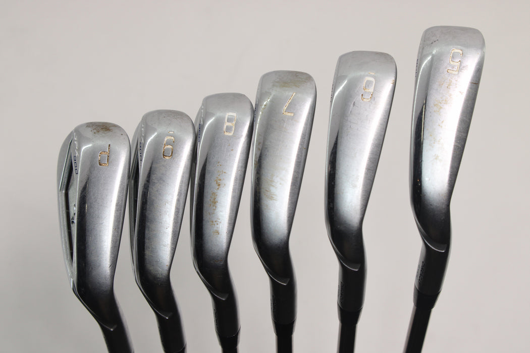 Mizuno JPX900 Hot Metal Iron Set Right Handed 5-PW UST Recoil 95 F4/ Stiff Pre-Owned