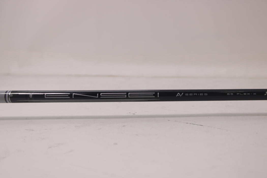 Taylormade R9 Super TRI (RH) 9Deg Driver Tensei AV 65/X Pre-owned