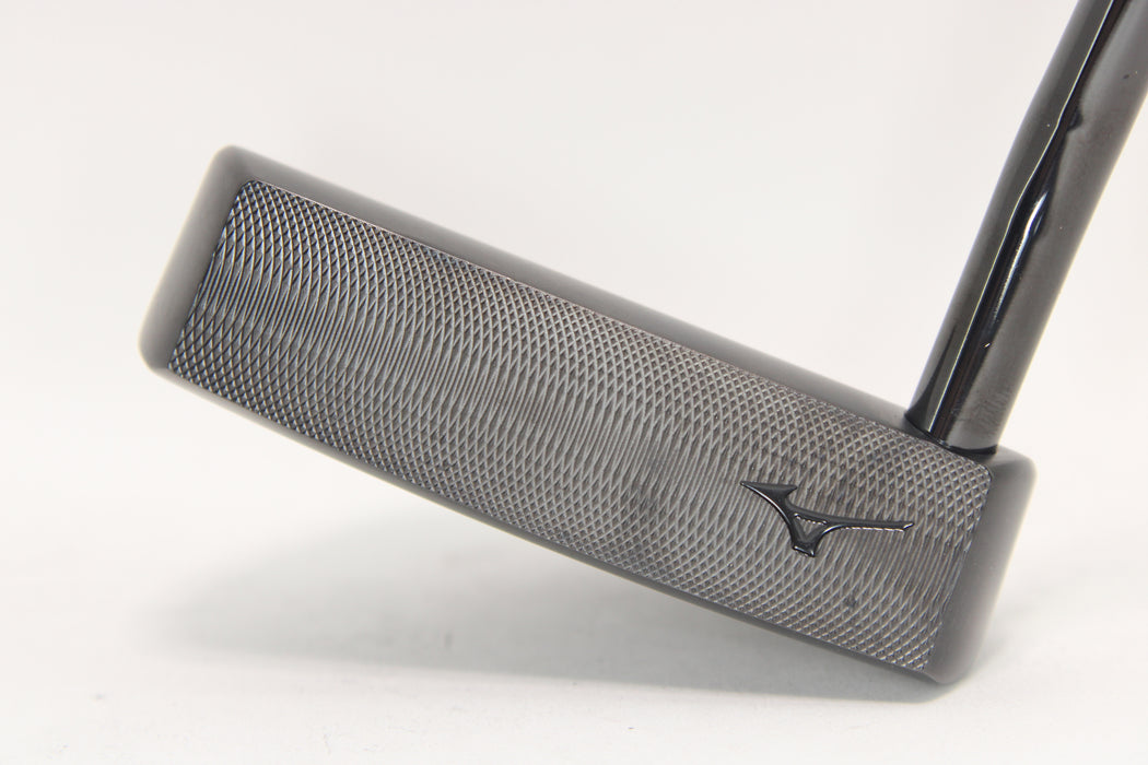 Mizuno OMOI Type III Putter RH/34.0 Inches/Black Ion Pre-Owned