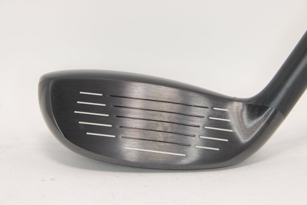 Mizuno JPX 923 Fli-Hi 23 Degree Hybrid/ Graphite Reg Pre-Owned