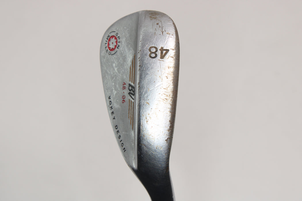 Titleist Spin Milled Tour Chrome 48 Degree with 6 Bounce Right Handed with Dynamic Gold Wedge Flex Shaft Pre-Owned
