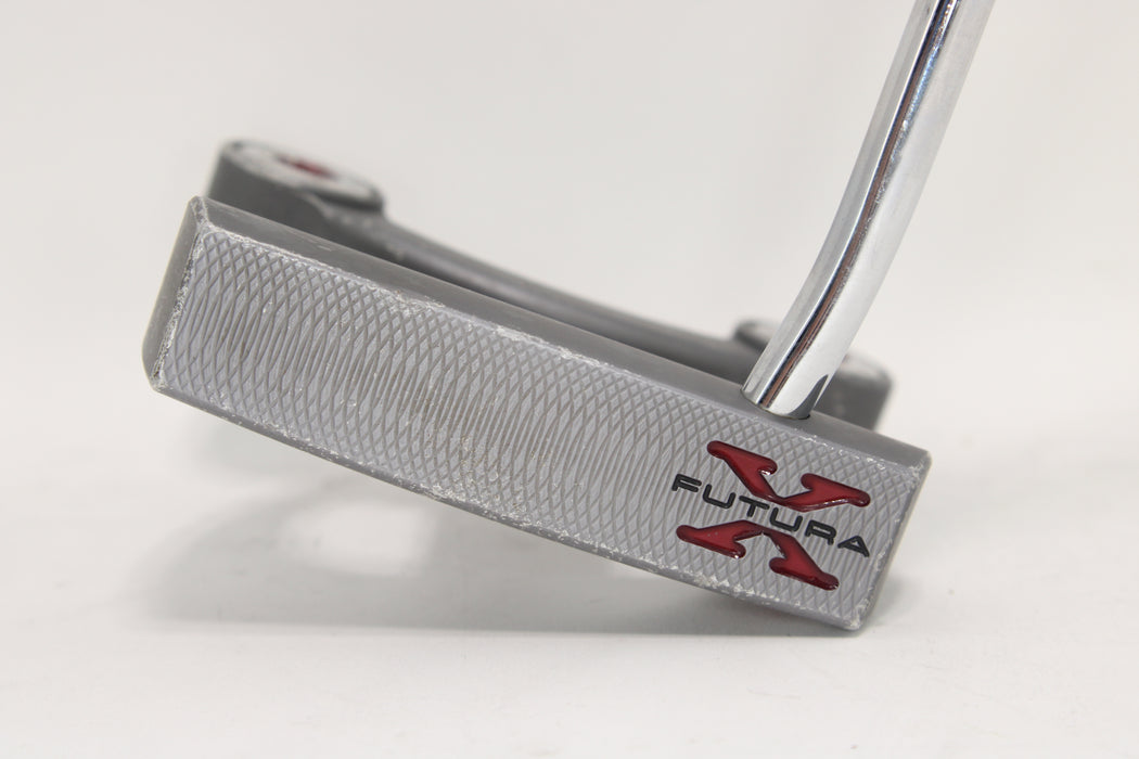 Scotty Cameron Futura X Right Handed 34 Inches Pre-Owned