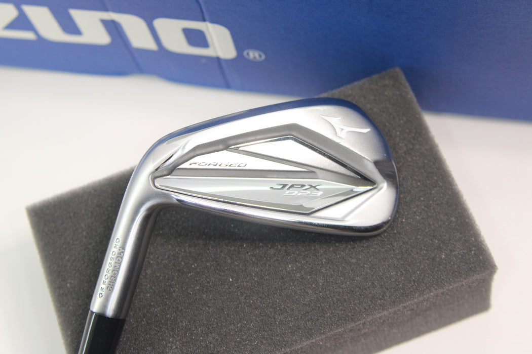 Mizuno LH JPX923 FORGED 4-GW DG 105 Stiff Pre-Owned