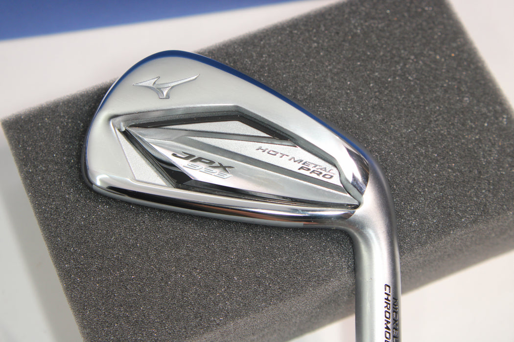 Mizuno JPX923 Hot Metal PRO 4-GW DG 105 Stiff Pre-Owned