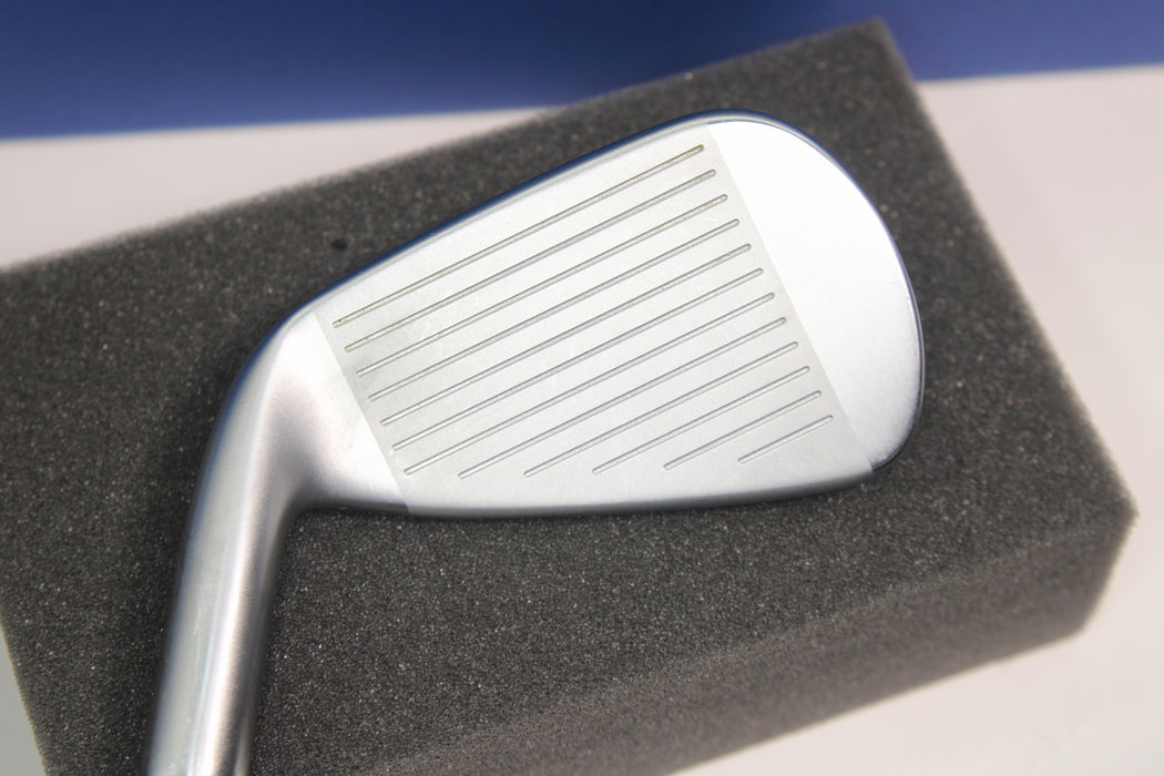 Mizuno JPX923 Hot Metal PRO 4-GW DG 105 Stiff Pre-Owned