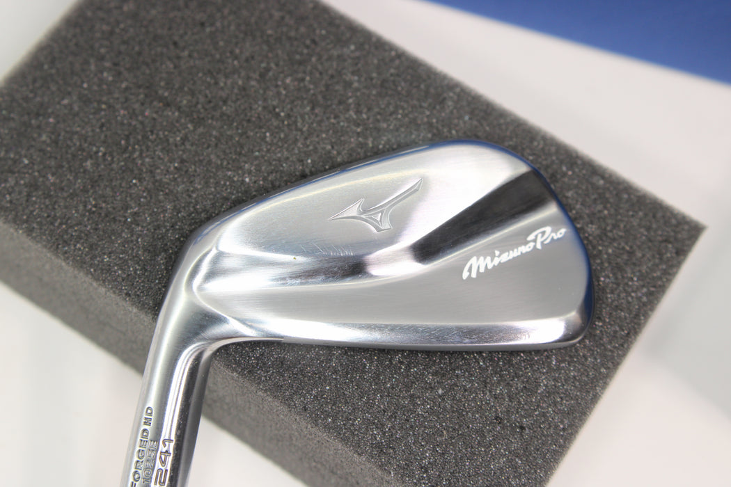 Mizuno LH MIZUNO PRO 241 4-PW KBS Tour 120 Stiff Pre-Owned